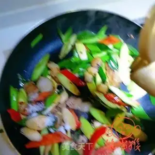 Make Garlic sprouts back to the pot step 9