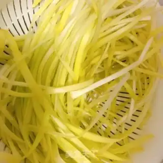 Make The Golden Spring Roll step 0