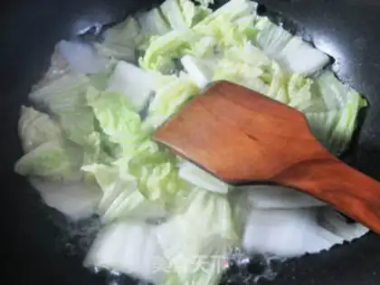 Make Tofu with tomato cabbage step 4