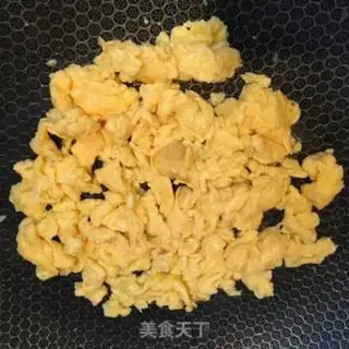 Make Tomato eggs step 2