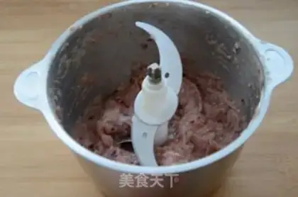 Make Black pepper beef sausage step 3