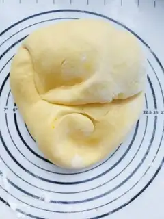 Make Pumpkin buns step 7