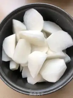 Make radish lamb step 1