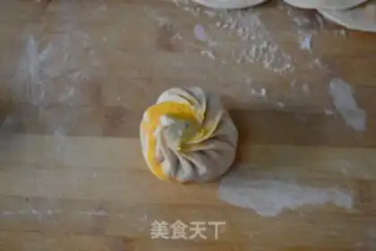 Make Manual pumpkin bag step 9