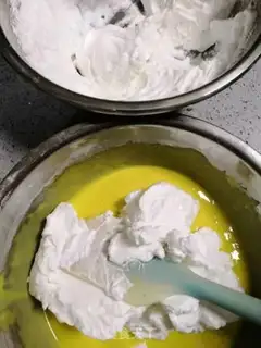 Make raisin cake step 6