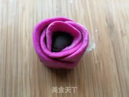 Make Flamingo roses step 10