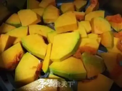 Make Milky pumpkin buns step 0