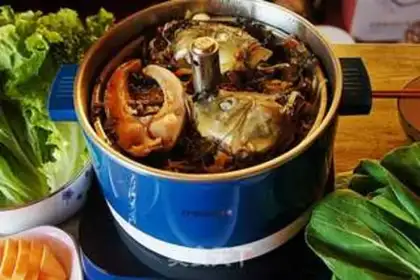 Make Three fish fire pots step 10