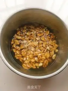 Make Milk pecan cheese step 0
