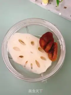 Make The baby eats the red dates step 6