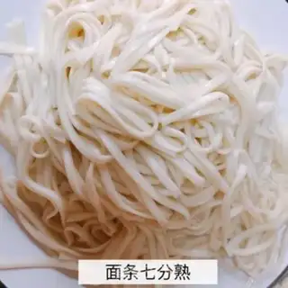 Make Shrimp noodles step 5