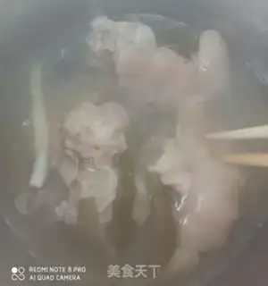 Make Scorch radish soup step 2