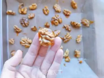 Make Amber walnuts step 7