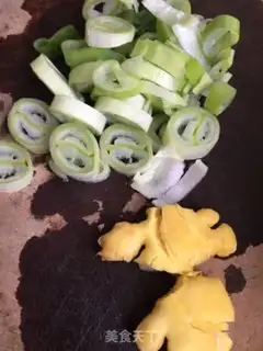 Make The gravy broccoli soup step 0
