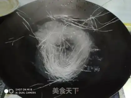 Make A spinach mix fan step 0