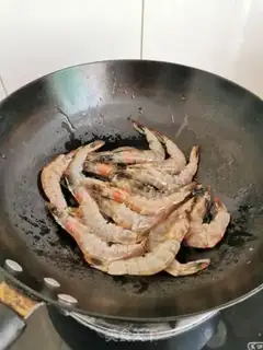 Make Red burning shrimp step 2