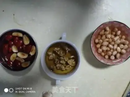 Make Peach walnuts step 0