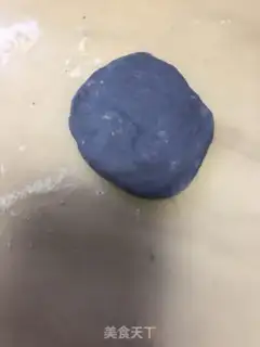 Make The blue chrysanthemum step 0