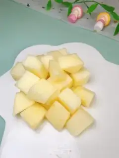 Make Apple muffins step 1