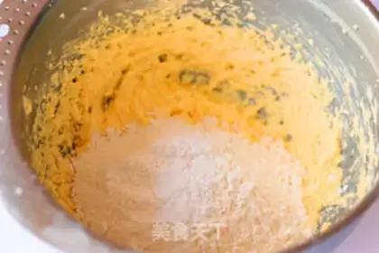 Make Chestnut potato pound cake step 3