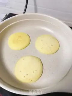 Make Apple muffins step 5