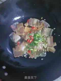 Make Pickled radish and fried meat step 4