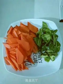 Make Pyramid carrots step 1