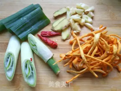 Make Corn carrot bone soup step 1