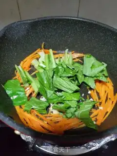Make Carrot beef and rice powder step 7