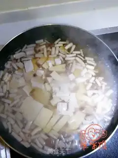 Make Crab mushrooms and tofu step 7