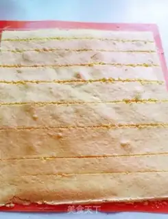 Make Strawberry roll step 14