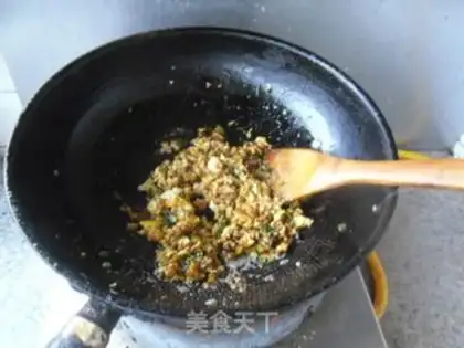 Make Egg sauce and rice step 6