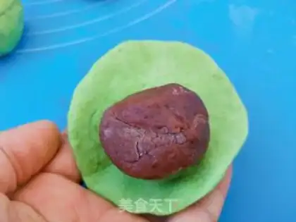 Make Lotus bean bag step 2