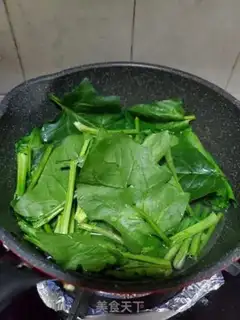 Make A fan of spinach step 10