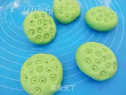Make Lotus bean bag step 5