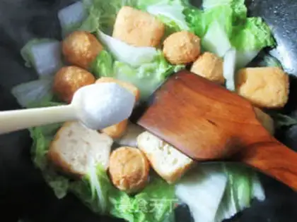 Make Soy-curded gold fish eggs for cabbage step 5