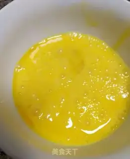 Make Tomato eggnog noodles step 2