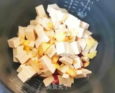 Make Pink tofu lamb soup step 3