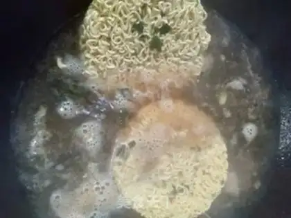 Make Quick hands noodles step 4