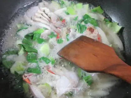Make Crabs are cooking pasta step 5