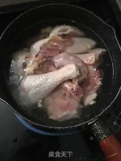 Make Coconut chicken soup step 1