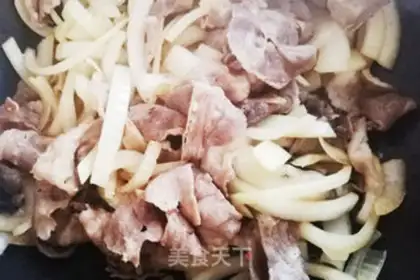 Make Japanese fat cow rice step 5