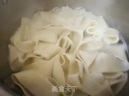 Make Oiled noodles step 8