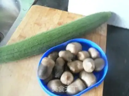 Make Straw mushrooms with silk step 0