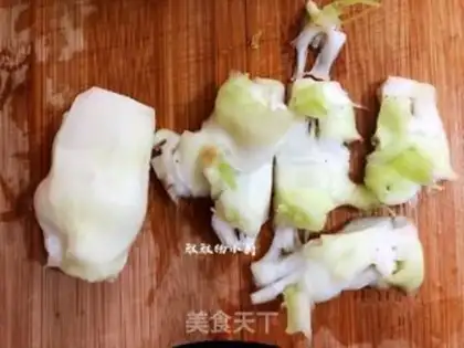 Make Homemade cuisine step 2