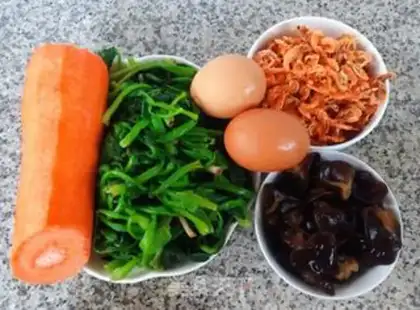 Make Spinach pie step 2