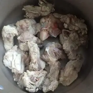 Make Corn drum bone soup step 2