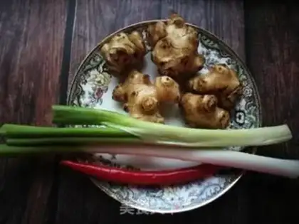 Make Onion ginger step 0