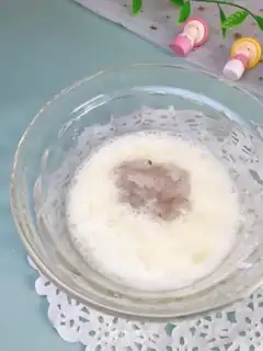 Make Double egg sausage step 4