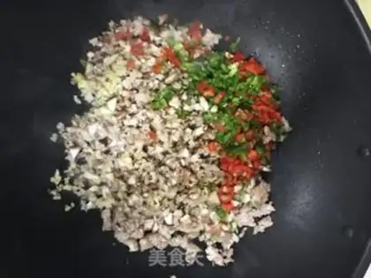 Make Spicy sauerkraut mushroom sauce step 6